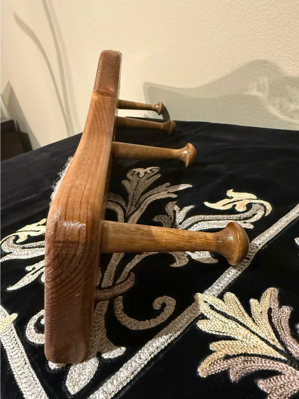 Vintage Wood Deer Elk Peg Rack Wall Mount Coat Mug Hanger